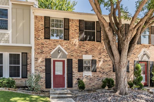 186 Merlin Way in Euless, TX - Building Photo - Building Photo