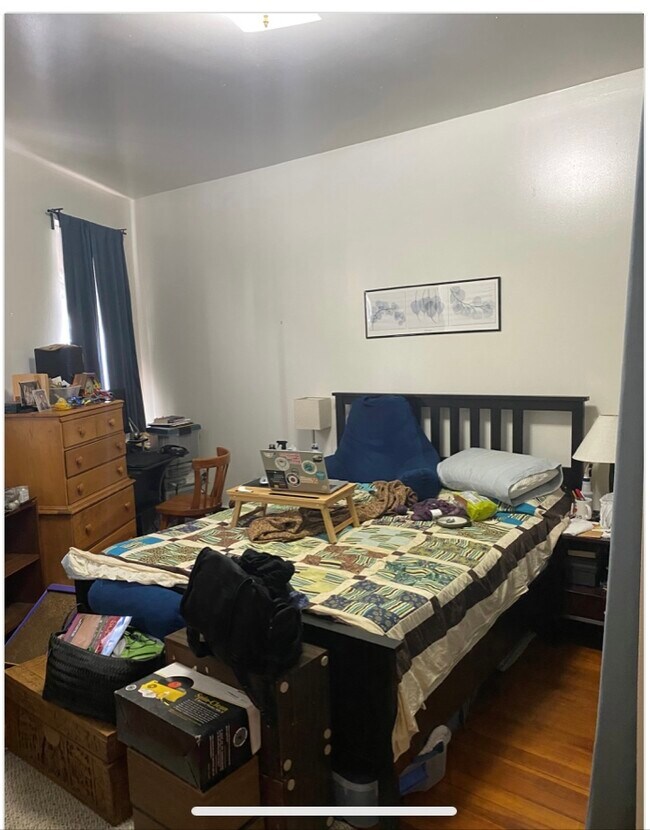 369A Centre St, Unit 3 - 2