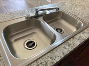 1054 Meekins Rd in Dillon, SC - Building Photo - Building Photo