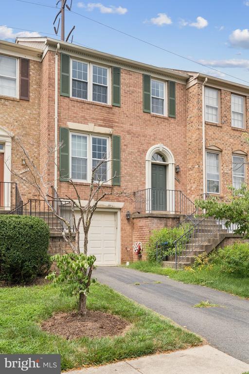 property at 4262 Fox Lake Dr