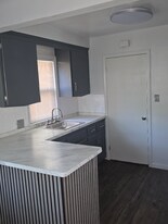 26672 Dartmouth St in Inkster, MI - Building Photo