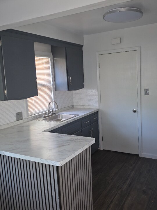 26672 Dartmouth St in Inkster, MI - Building Photo