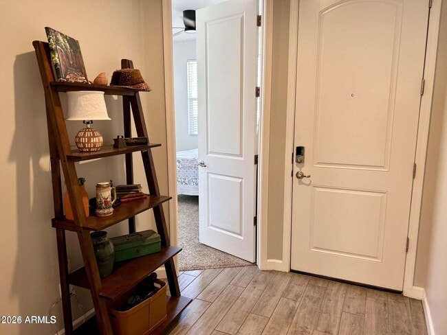 2045 East Charlotte Dr in Phoenix, AZ - Building Photo - Building Photo