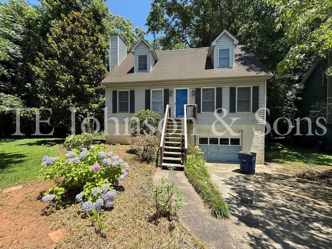 property at 2905 Borg Rd