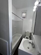 526 W Lehigh Ave, Unit 2 in Philadelphia, PA - Building Photo - Building Photo