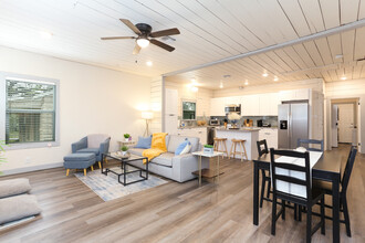 1007 Avant Ave in San Antonio, TX - Building Photo - Building Photo