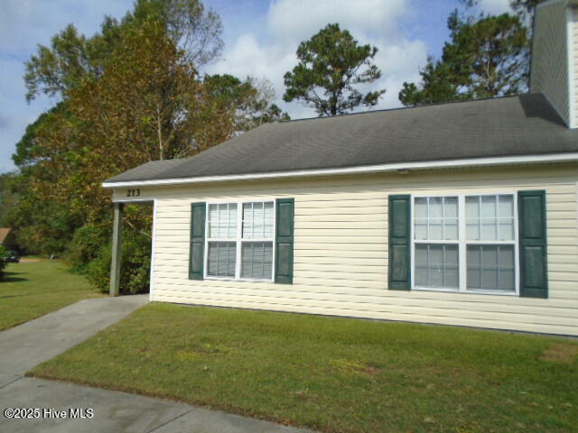 213 Palace Cir in Jacksonville, NC - Building Photo - Building Photo