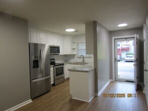 500 Barberton Dr in Virginia Beach, VA - Building Photo - Building Photo