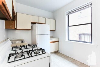 1530 N Kedzie Ave in Chicago, IL - Building Photo - Building Photo