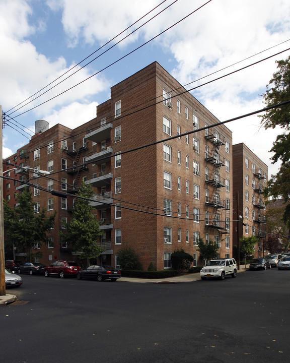 Fairfield Tenant Corp. in Bronx, NY - Foto de edificio