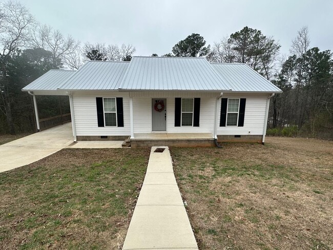 85 Mary Dr in Jacksonville, AL - Building Photo - Building Photo