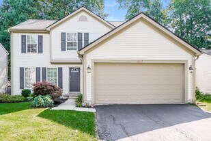 1561 Meadowlark Ln in Marysville, OH - Building Photo