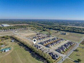 4318 Carnation Dr in Tom Bean, TX - Building Photo - Building Photo