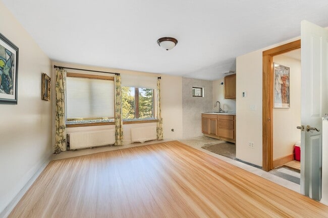 32 Maple St in Andover, NH - Building Photo - Building Photo