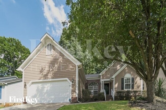 7424 Hubbard Woods Rd in Charlotte, NC - Building Photo - Building Photo