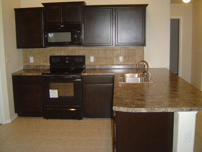 5740 110th St in Lubbock, TX - Building Photo - Building Photo