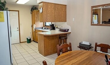 4151 N Farm Rd 143 in Springfield, MO - Building Photo - Building Photo