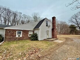 79 Elmwood Heights in Colchester, CT - Building Photo