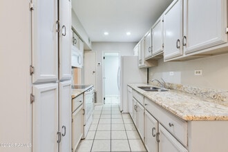 200 Lodge Dr in Lafayette, LA - Building Photo - Building Photo