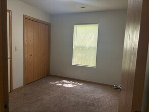 348-350 Richmond N in Wichita, KS - Building Photo - Building Photo