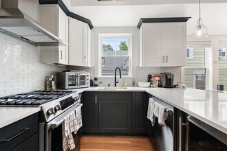 10 Hallet St in Boston, MA - Building Photo - Building Photo