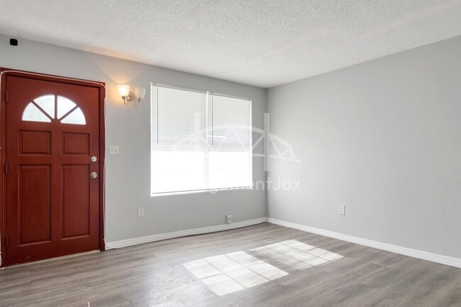 6746 Helston Ct in Jacksonville, FL - Building Photo - Building Photo