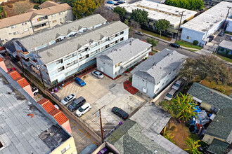 6641 Hammond Ave in Long Beach, CA - Building Photo - Building Photo