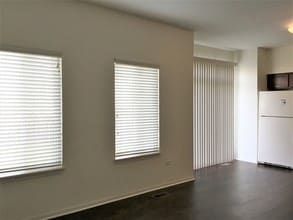 4105 Dillon St in Plano, IL - Foto de edificio - Building Photo