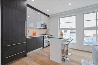 40 Huntington St in Brooklyn, NY - Building Photo - Building Photo