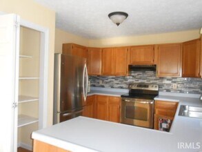 3952 N Tulipwood Ct in Bloomington, IN - Building Photo - Building Photo