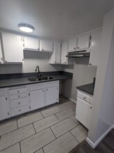 11306 S Figueroa St in Los Angeles, CA - Building Photo - Building Photo