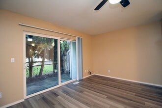 3548-3548 NE 102nd Ave in Portland, OR - Building Photo - Building Photo