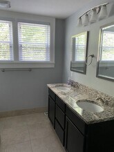 221 N 8th St in Petersburg, IL - Building Photo - Building Photo