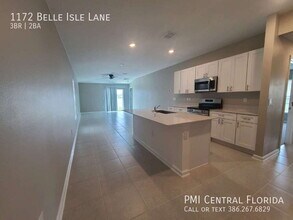 1172 Belle Isle Ln in Daytona Beach, FL - Building Photo - Building Photo