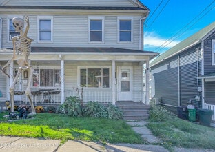 19 W Bergh St in Wilkes-Barre, PA - Building Photo - Building Photo