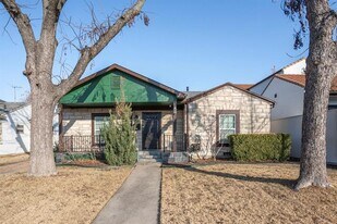 8406 Lakemont Dr in Dallas, TX - Building Photo