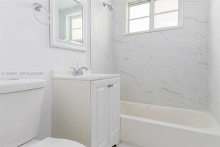 6913 Rue Vendome in Miami Beach, FL - Building Photo