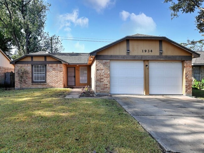 1934 Feather Ridge Dr in Missouri City, TX - Building Photo - Building Photo