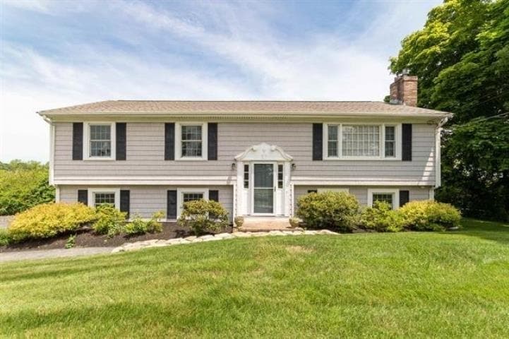 70 Causeway Rd in Rye, NH - Building Photo