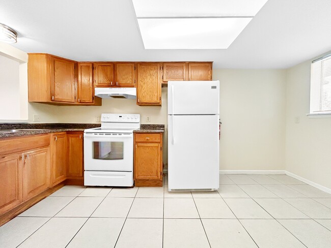 6336 Newtown Cir in Tampa, FL - Building Photo - Building Photo