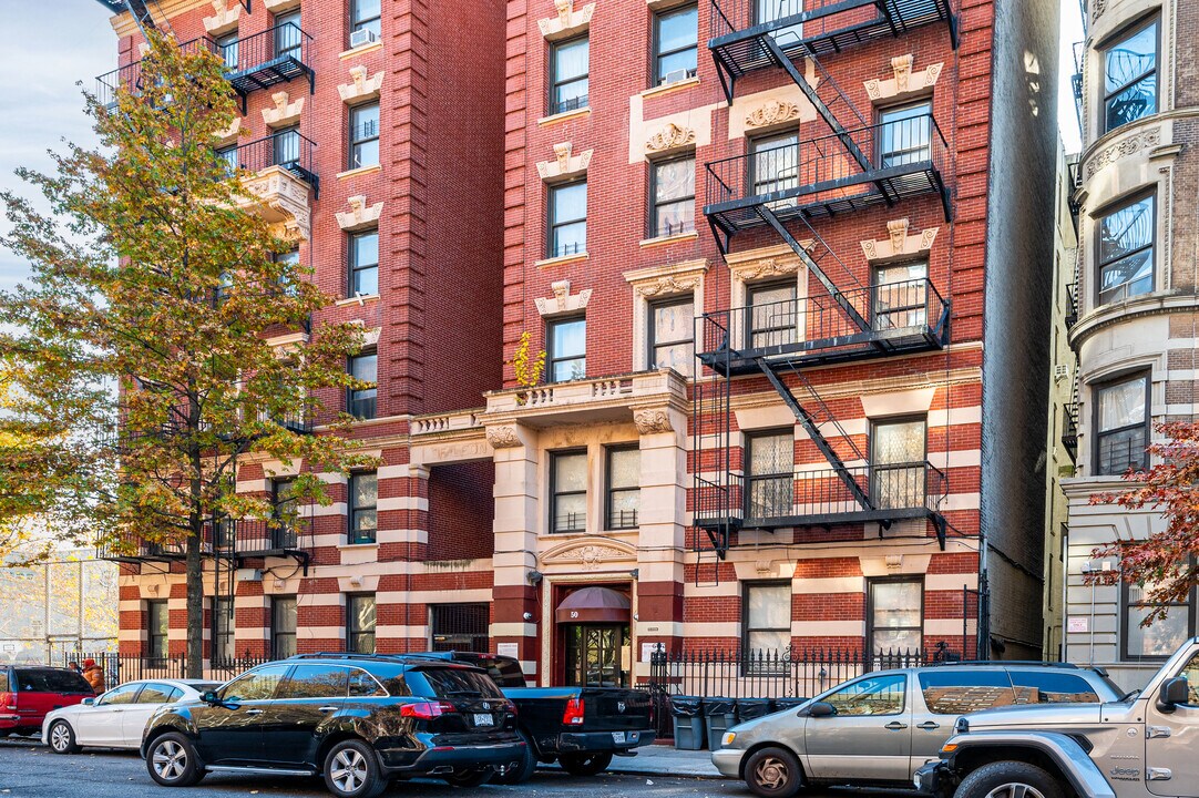 50 W 112th St in New York, NY - Building Photo
