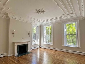 182 Beacon St, Unit 3 in Boston, MA - Building Photo - Building Photo