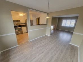 3313 Barcroft Dr in Upper Marlboro, MD - Foto de edificio - Building Photo