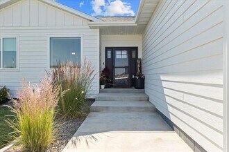 2212 Gleneagles Blvd in Billings, MT - Building Photo - Building Photo