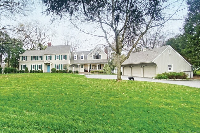 property at 95 Compo Rd N