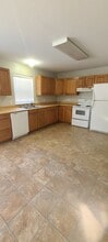 306 Scarborough St in Nacogdoches, TX - Building Photo - Building Photo