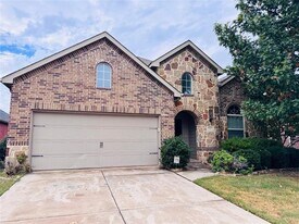 504 Hummingbird Dr in Little Elm, TX - Building Photo