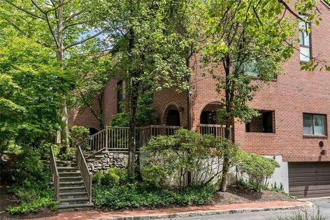 property at 150 N Bedford Rd