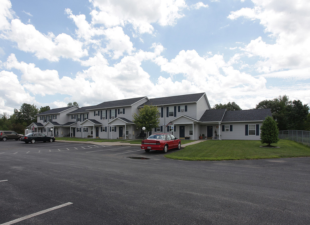 Marion Manor Estates in Oneida, NY - Building Photo