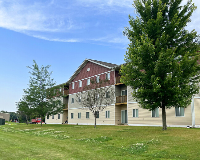 Ashley Estates in Jackson, MN - Foto de edificio - Building Photo